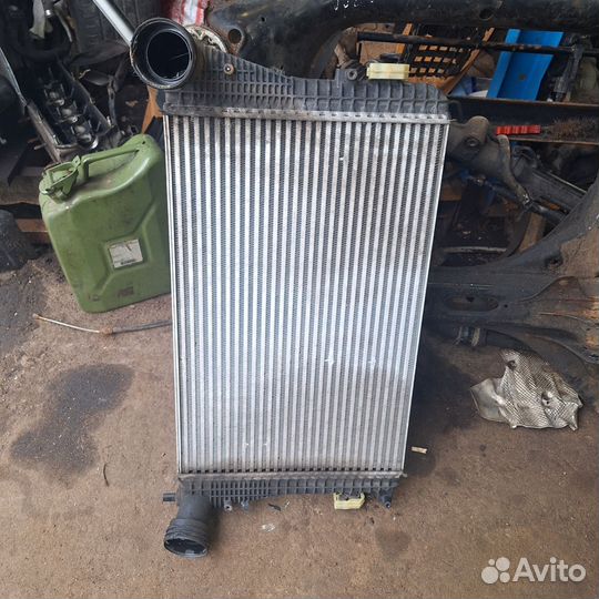 Интеркулер Volkswagen Tiguan