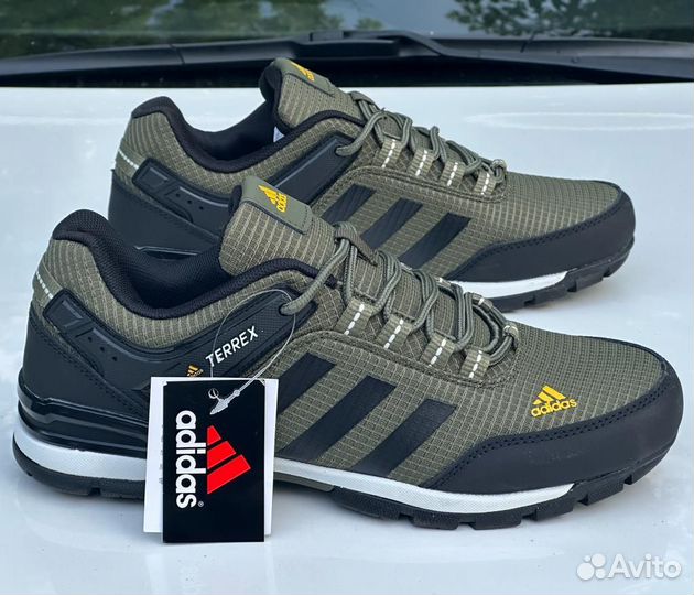 Кроссовки adidas terrex
