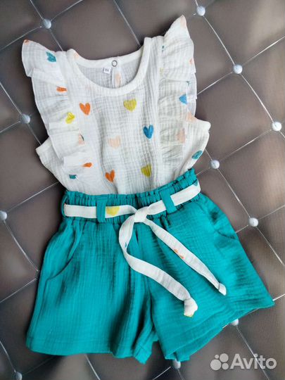 Костюм для девочки,блузка+шорты
