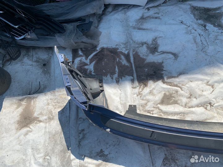 Задний бампер Ford C-Max