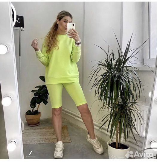 Гримерное зеркало с подсветкой