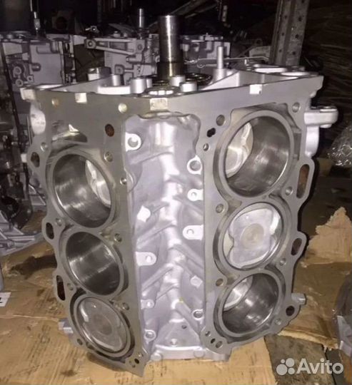 Шорт-блок двигателя 2grfe на Toyota Lexus 3.5