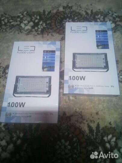 Прожекторы уличные 100W LED новые