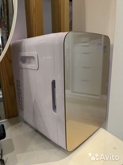 Холодильник для косметики cool box beauty