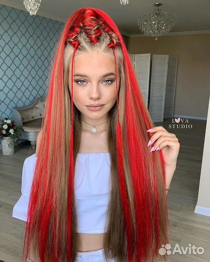 Модель на афрокосы