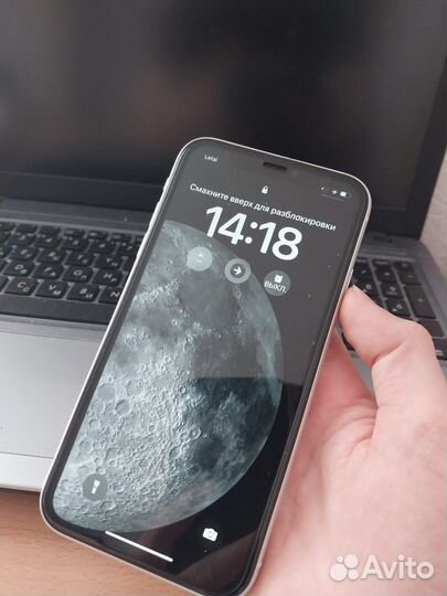 iPhone Xr, 64 ГБ