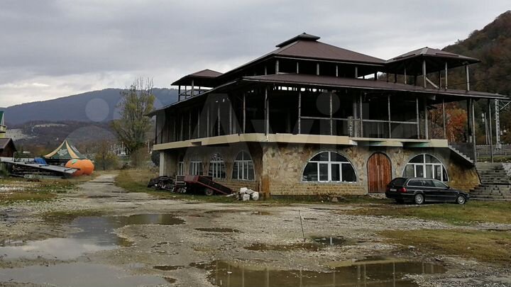 Нежилое здание