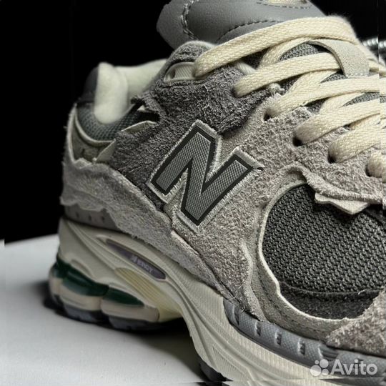 Кроссовки New Balance 2002R grey