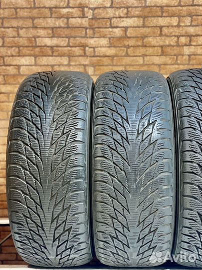 Nokian Tyres Hakkapeliitta R2 235/55 R17 103R