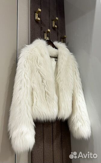 Шуба из эко меха theround.moscow