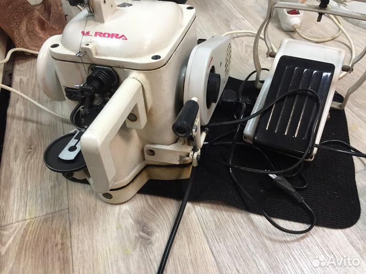 Швейная машина