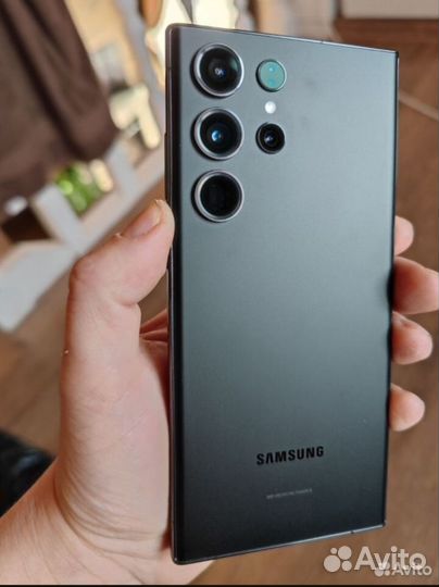 Samsung Galaxy S23 Ultra, 8/256 ГБ