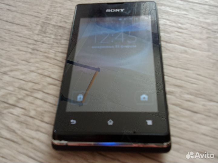 Sony Xperia E, 4 ГБ
