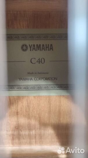 Классическая гитара Yamaha C40