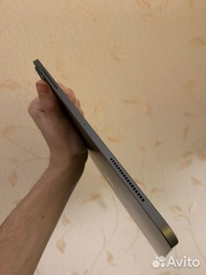 iPad pro 12,9 2020 (4поколение) 256gb