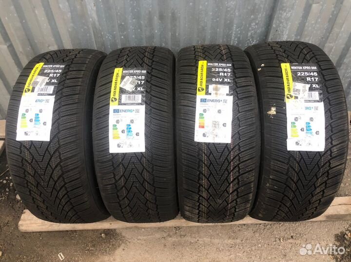 Roadmarch Winter XPro 888 225/45 R17 93V