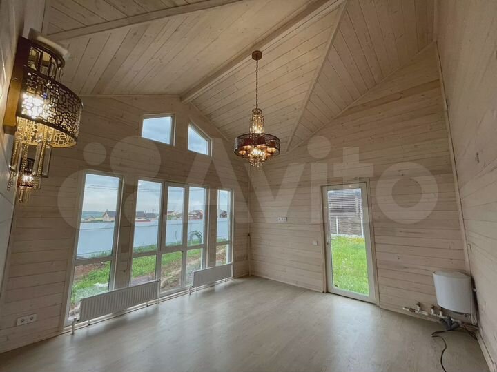 Дом 54 м² на участке 6 сот.