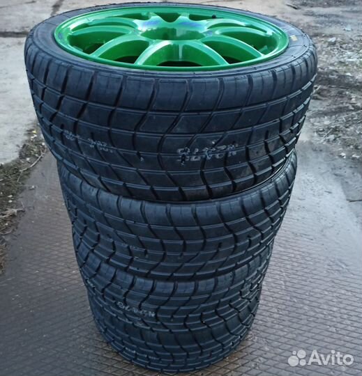 Work emotion cr kai 4x100 r17 8j advan a006