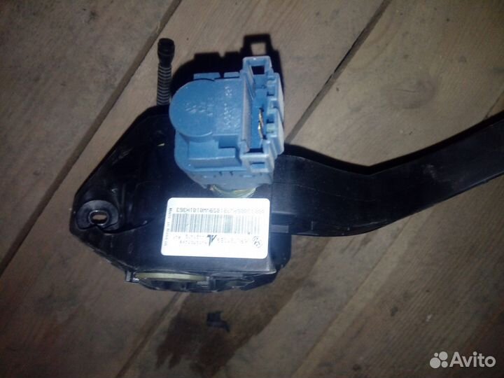 Педаль газа тормоза Фольксваген Поло