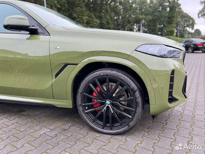 BMW X6 3.0 AT, 2023, 990 км