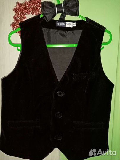 Жилетка с бабочкой