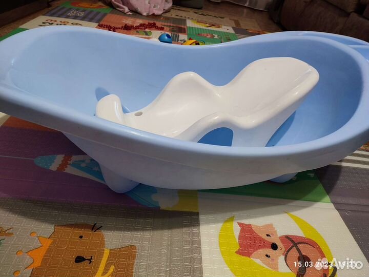 Ванночка для купания с горкой