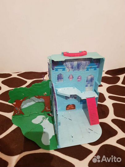 Игрушка Замок