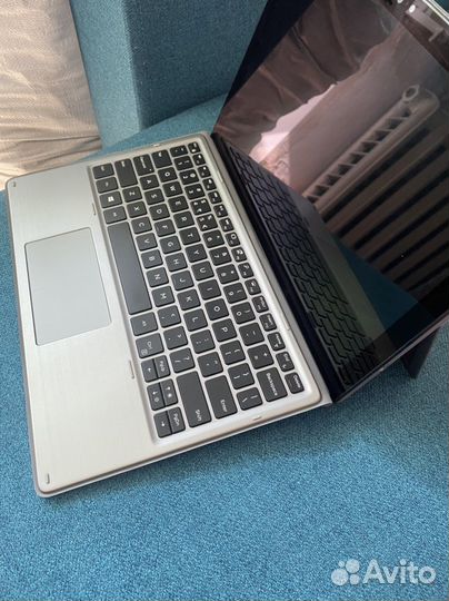 Dell Latitude 7200