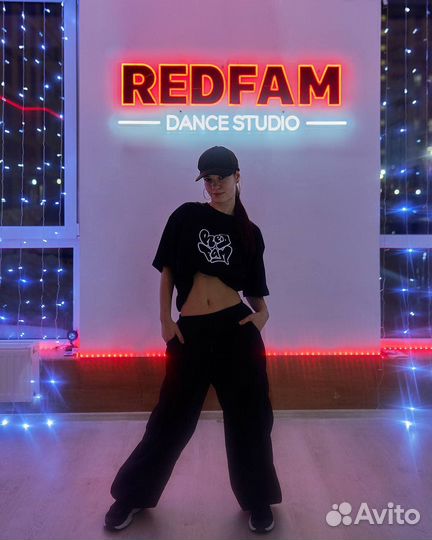 Неоновая вывеска для бизнеса и дома