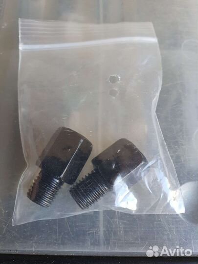 Адаптеры зеркала для мотоцикла 10 мм