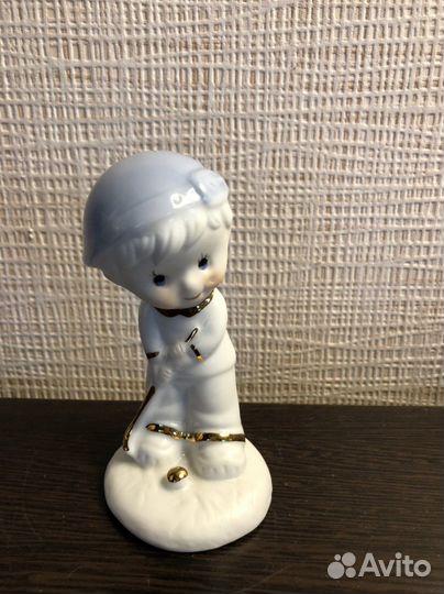 Фарфоровые статуэтки