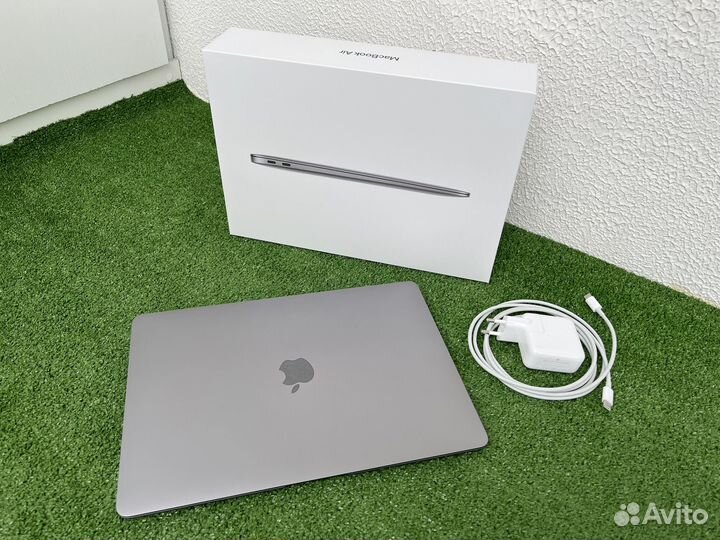 Apple MacBook Air 13 M1 16/256 рст