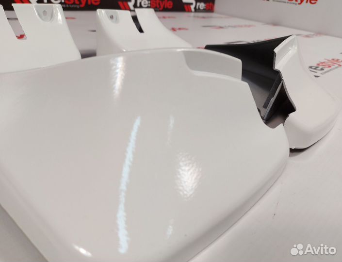 Брызговики Toyota Probox / Succeed Белые