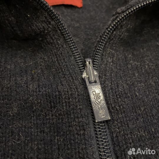 Женский свитер Levis