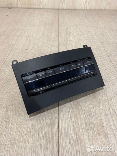 Блок управления климат-контролем Mercedes Benz