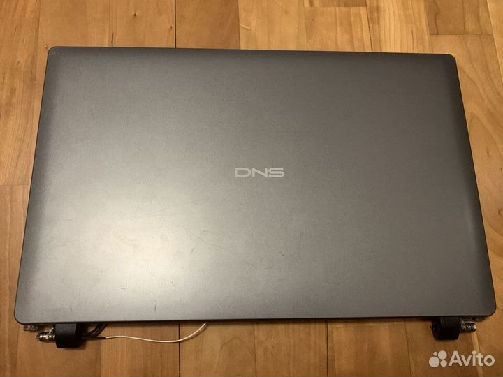 Крышка матрицы+рамка,петли+шлейф DNS C15B