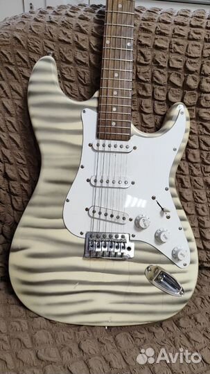 Электрогитара