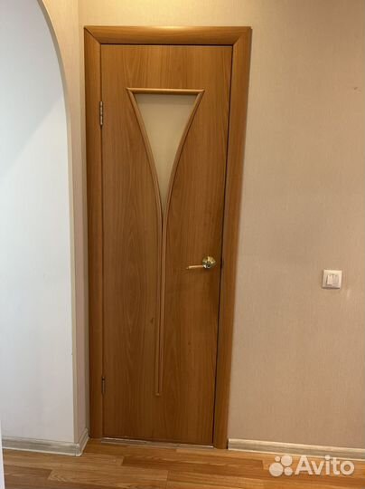 Дверь межкомнатная 600 с коробкой бу