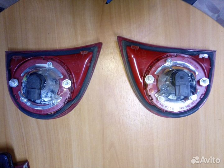 Фонари задние внутренние RHD VW golf V