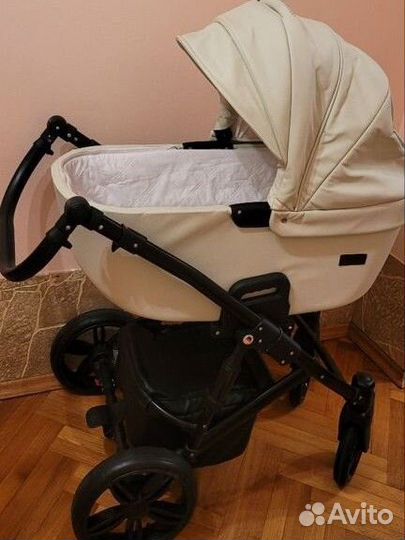 Коляска 3 в 1 Agio Prado