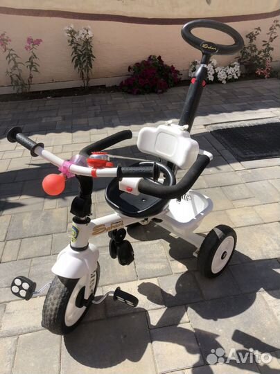 Детский велосипед с ручкой