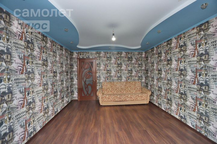 2-к. квартира, 67,2 м², 4/10 эт.