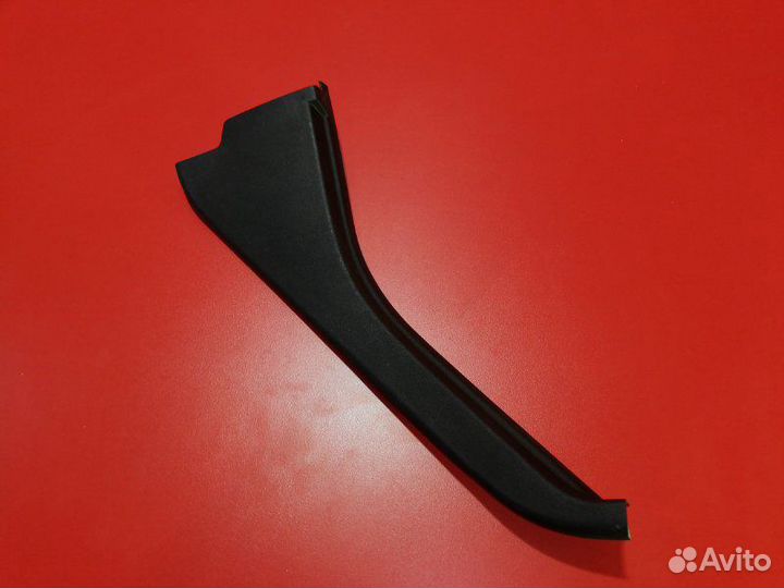 Накладка двери внутренняя задняя правая Ford Focus