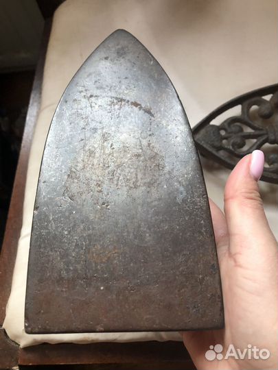 Утюг старинный