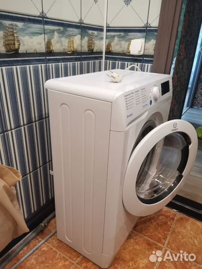 Стиральная машина indesit узкая