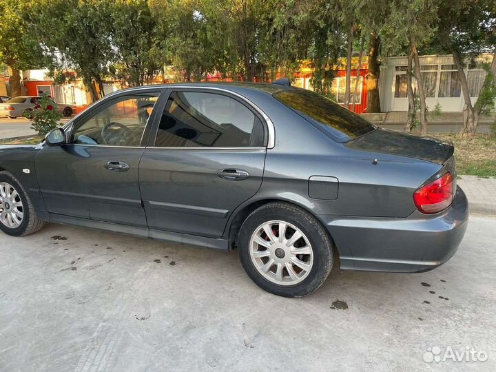 Hyundai Sonata, 2009