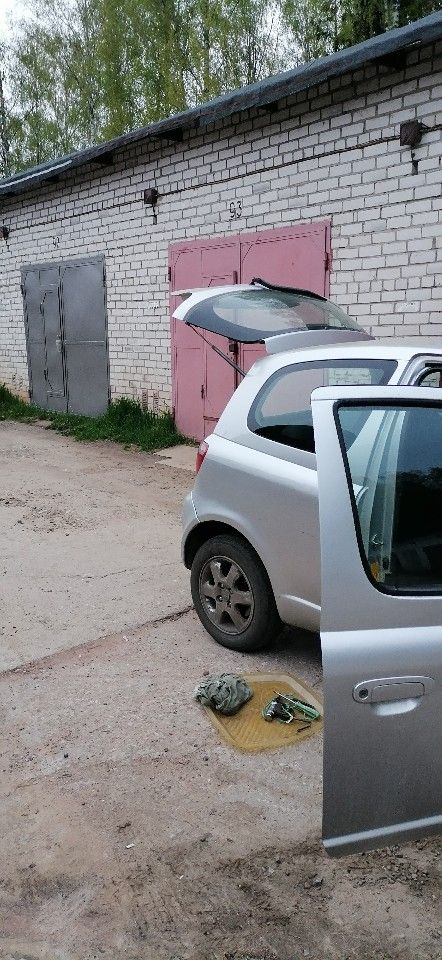 Toyota Yaris: фото владельца