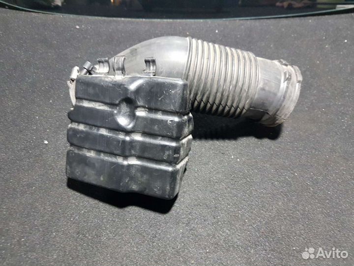 Патрубок воздушного фильтра audi a6 c6