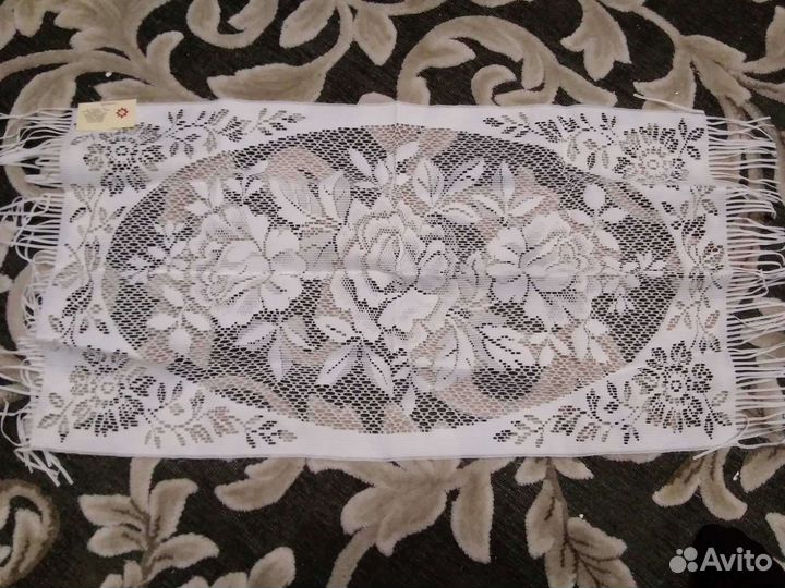 Салфетки, дорожки, накидки на подушки