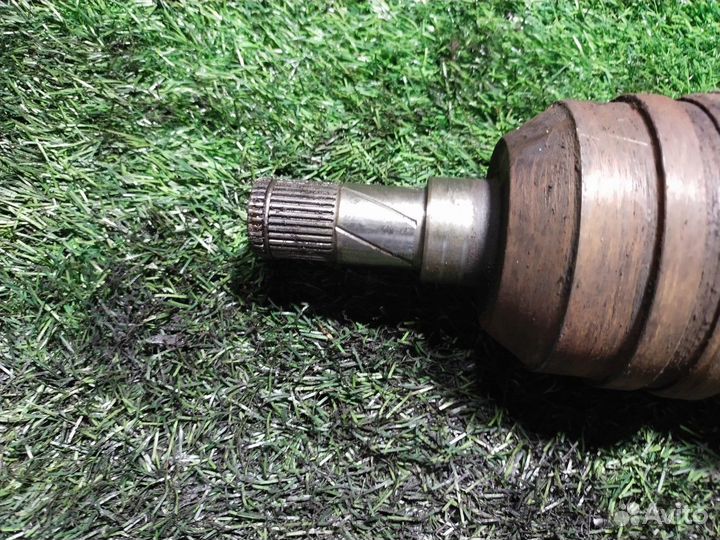 Полуось передняя левая Opel Vectra B